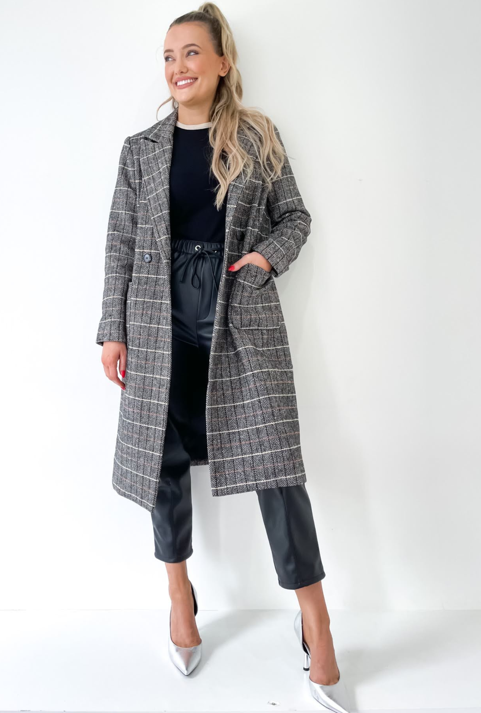 Willow Checked Coat - Black