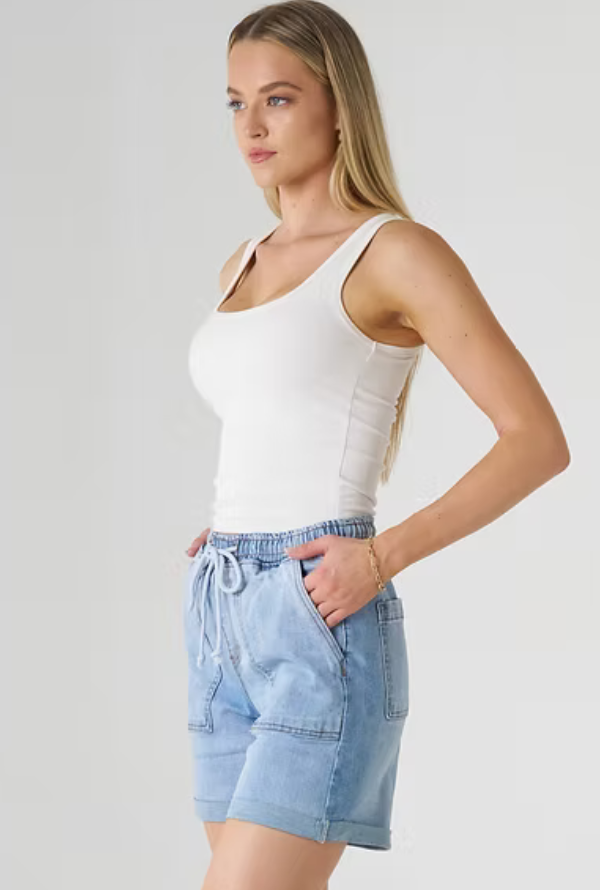 Jacqui Denim Shorts - Light Blue Denim