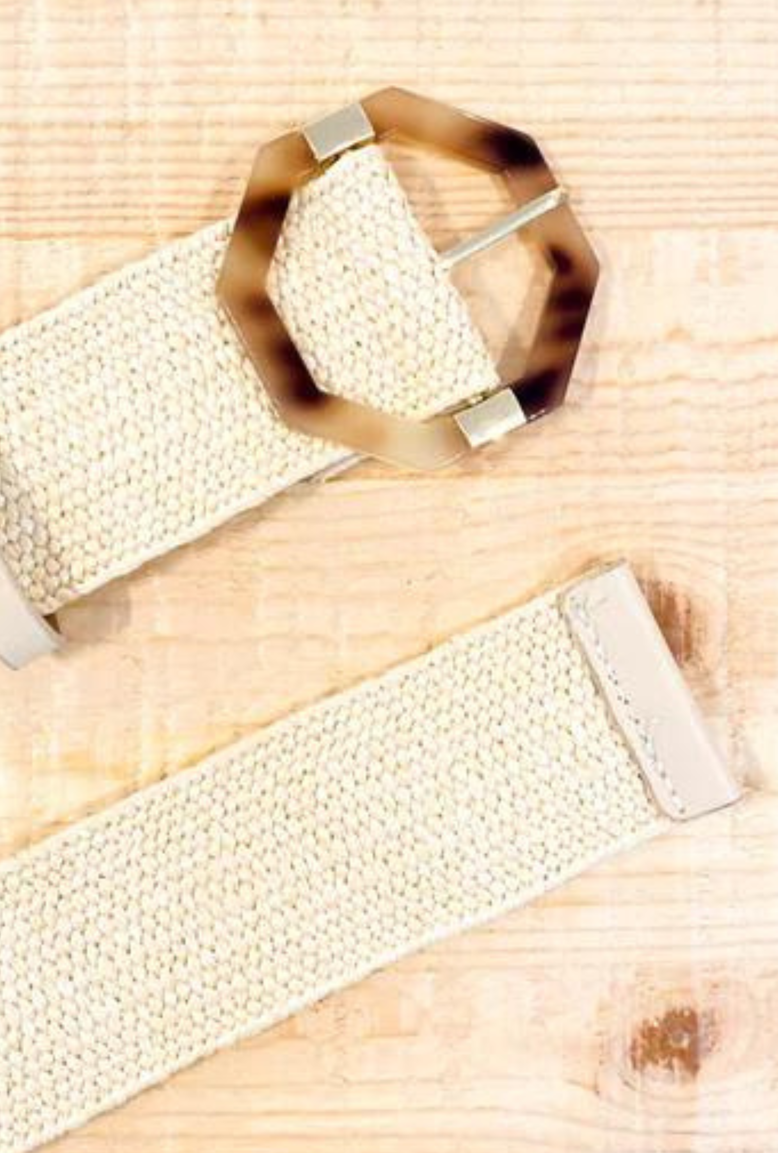 Chrissie Acrylic Geometric Buckle Straw Belt - Natural