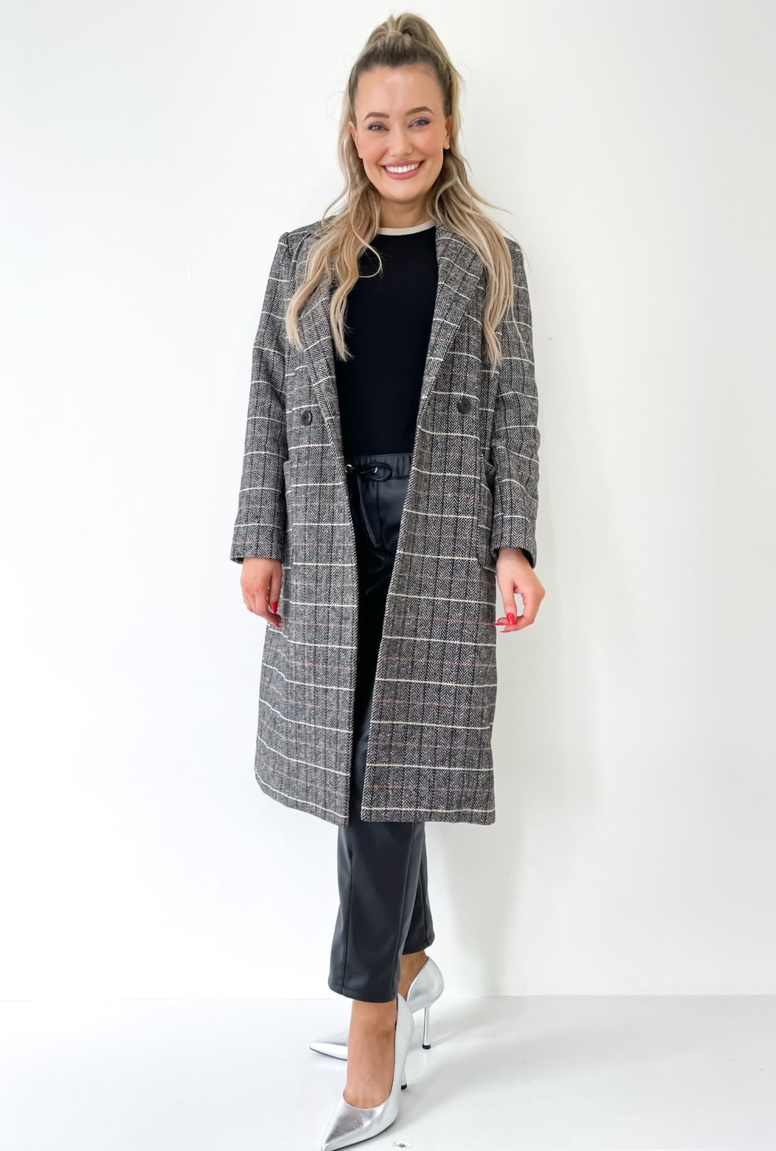 Willow Checked Coat - Black