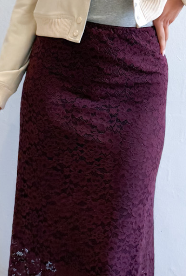 Lexi Lace Skirt - Burgundy