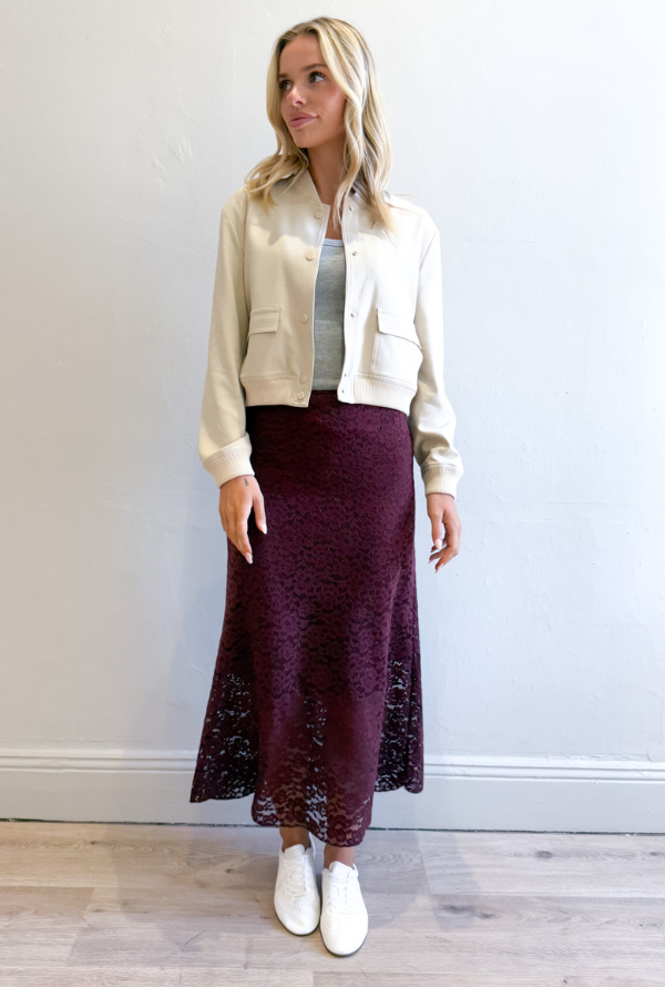 Lexi Lace Skirt - Burgundy