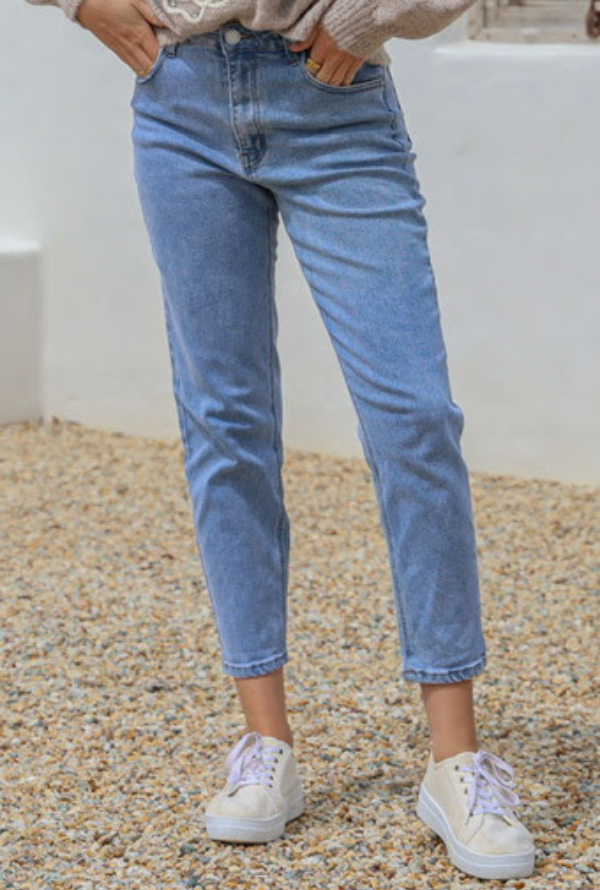 Sawyer Jeans - Mid Blue