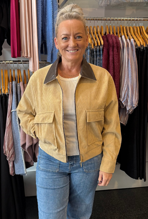Charlie Cord Barn Jacket - Sand