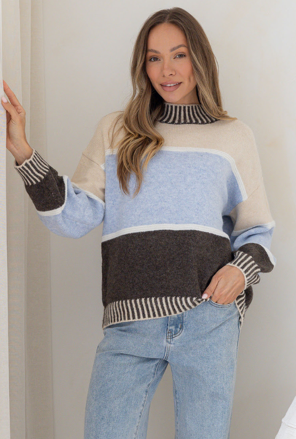 Aspen Knit - Powder Blue / Choc